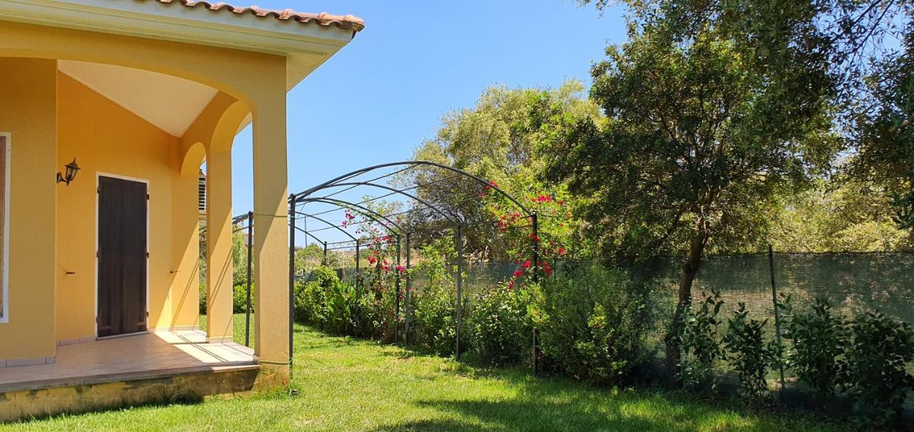 Artemisia Bed And Breakfast SantʼAnna Arresi Dış mekan fotoğraf